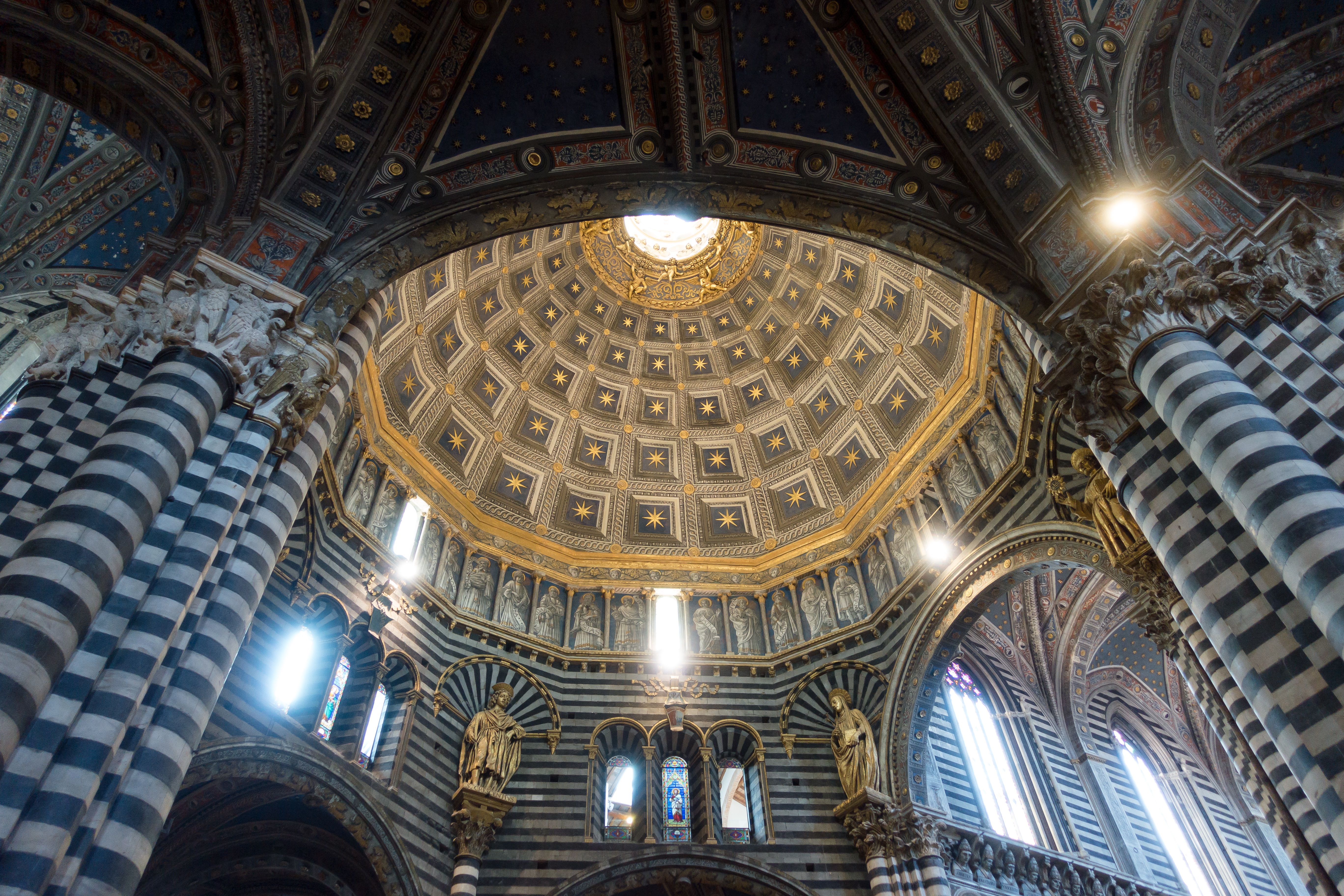 ekskurzia-palio-siena-webtours-екскурзия-палио-сиена-уеб-турс